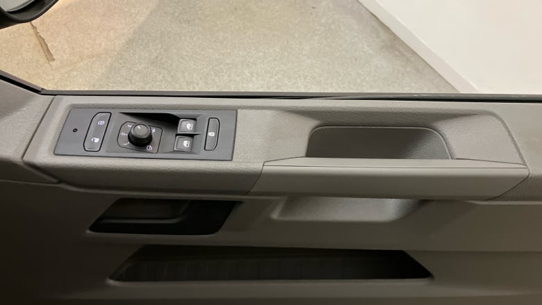 Volkswagen Transporter T30 Swb Diesel 2.0 TDI 150 Highline Kombi Van